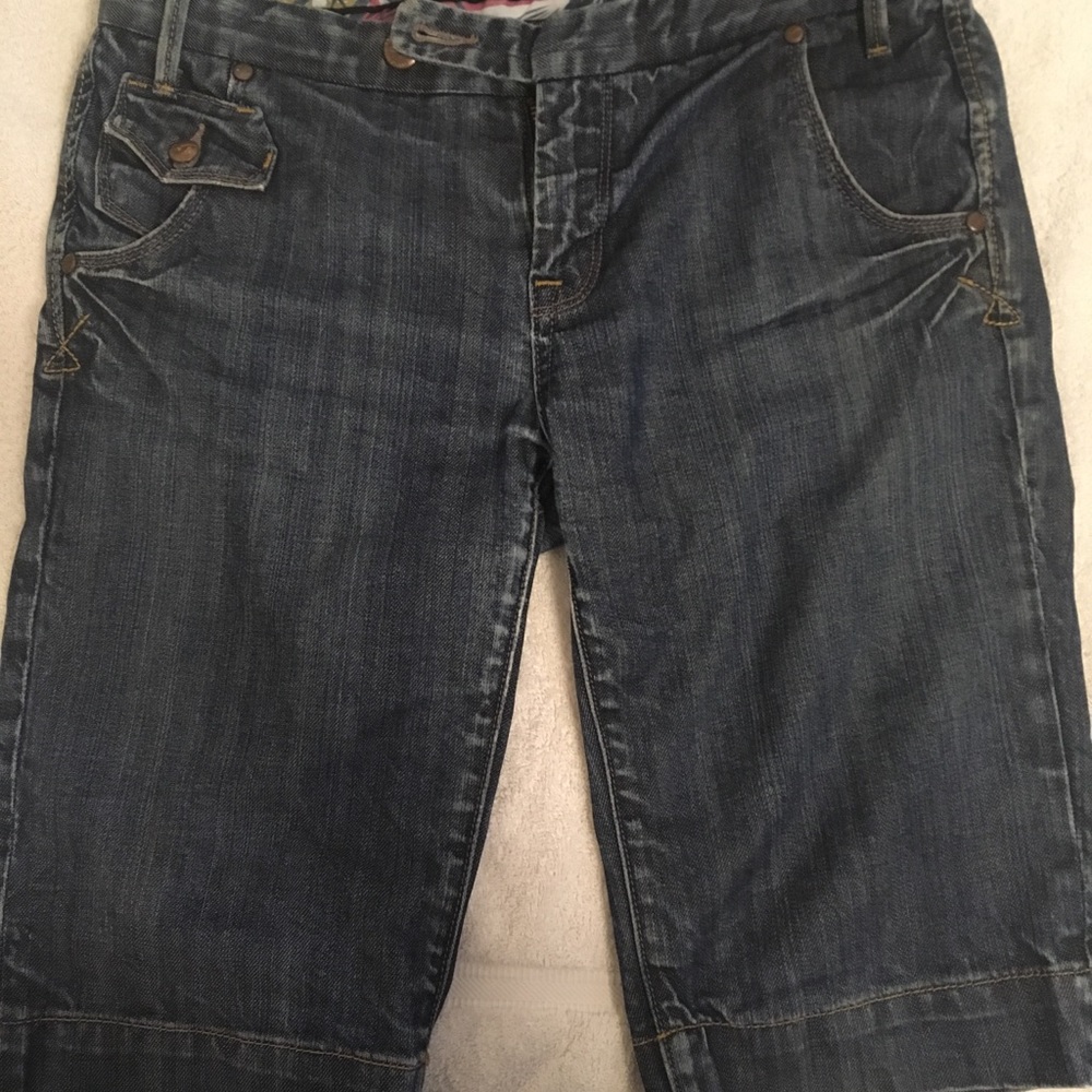 Vigoss Bermuda shorts